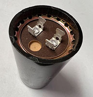 Coffing 165 Volt (V) Alternating Current (AC) Voltage Capacitor (810K4 (A-18))