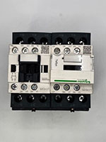 Schneider Reversing Contactor IEC 25A 24VAC 3NO 1NO-1NC